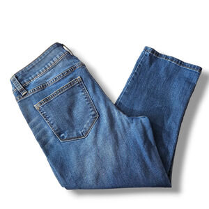 EUC St. John's Bay Mid Rise Relaxed Capri‎ Jeans Sz. 8Px20 Medium Wash Denim